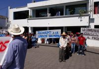 Habitantes de la localidad la Bocadita incorformes con el permiso para la contratación de una Granja de Pollos sin el consentimiento de la población.