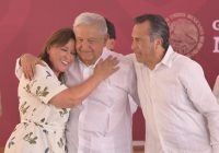 Acompañado de Rocío Nahle y Cuitláhuac García, el presidente Andrés Manuel López Obrador inauguró el Centro Cultural Leyes de Reforma en Veracruz Puerto